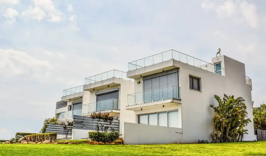 Commercial Real Estate Valuation